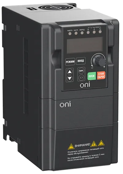 Преобразователи частоты ONI A150 разработаны с учётом требований к приводам систем вентиляции. Имеют компактные размеры, оптимальное количество клемм управления с возможностью расширения. Подходят так же для использования в установках дымососов небольшой мощности (до 15 кВт) за счёт встроенного тормозного модуля.
При использовании соответствующих моделей с питающим напряжением 220В позволяют подключить стандартный 3-х фазный асинхронный электродвигатель в режиме "треугольник" к бытовой однофазной сети, что дополнительно расширяет диапазон возможных применений данной модели.