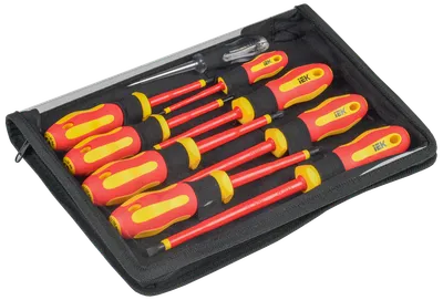 T2 type screwdrivers of the ARMA2L 5 series are designed for tightening and unscrewing screws. Use under voltage up to 1000 V is allowed. A distinctive feature of the T2 type is the material of the handles - two-component thermoplastic rubber: PP + TVP.