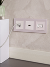 BRITE Рамка 3-местная РУ-3-2-Бр стекло розовый матовый IEK6