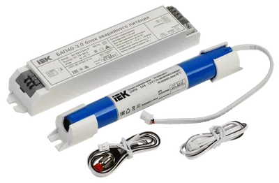 Блок аварийного питания (БАП) предназначен для обеспечения бесперебойного освещения помещений светодиодными светильниками в случае непредвиденного отключения сети 230В. Обязательным условием является наличие доступа к драйверу, а также входное напряжение светодиодного модуля должно находиться в рабочем диапазоне выходных напряжений БАП 10-90В. Блок аварийного питания IEK состоит из электронного пускорегулирующего аппарата (конвертера), герметичной литий-железо-фосфатной батареи, светодиодного индикатора наличия сети и подзарядки аккумулятора с кнопкой "ТЕСТ".