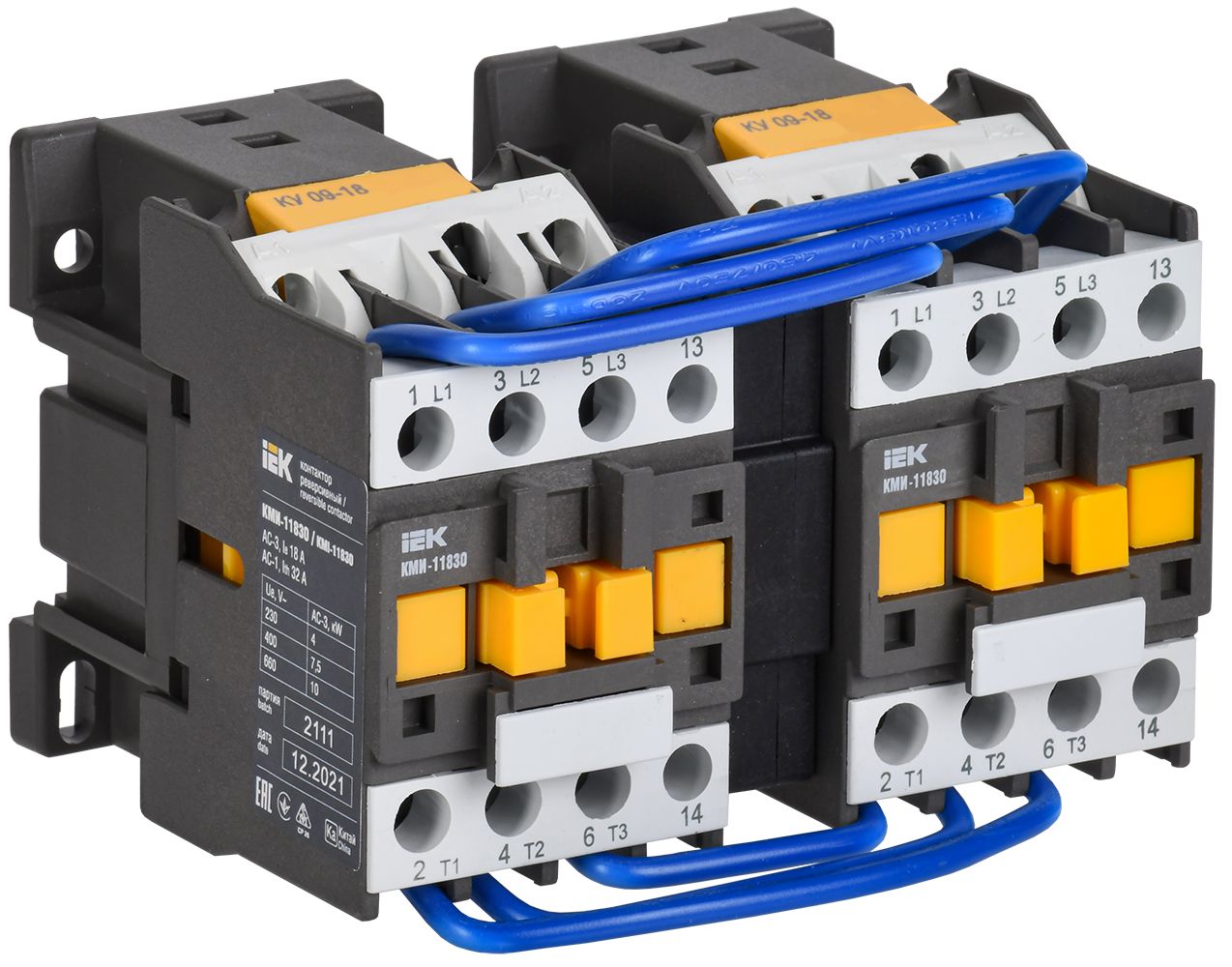 Контактор КМИ-11830 реверс 18А 400В/АС3 2NO IEK (KKM13-018-400-20-1)