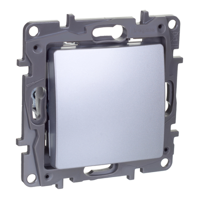 ETIKA Переключатель 1-клавишный схема 7 10АХ перекрестный алюминий