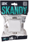 SKANDY Розетка 1-местная с заземлением с защитными шторками и крышкой 16А IP44 SK-R11W арктический белый IEK1