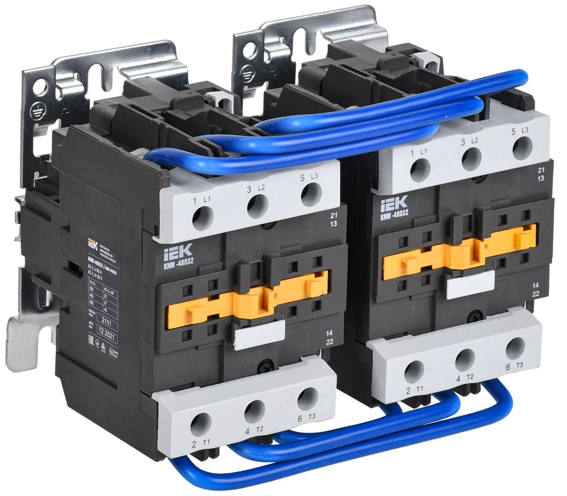 Контактор КМИ-48032 реверс 80А 230В/АС3 2NO;2NC IEK (KKM43-080-230-22-1)
